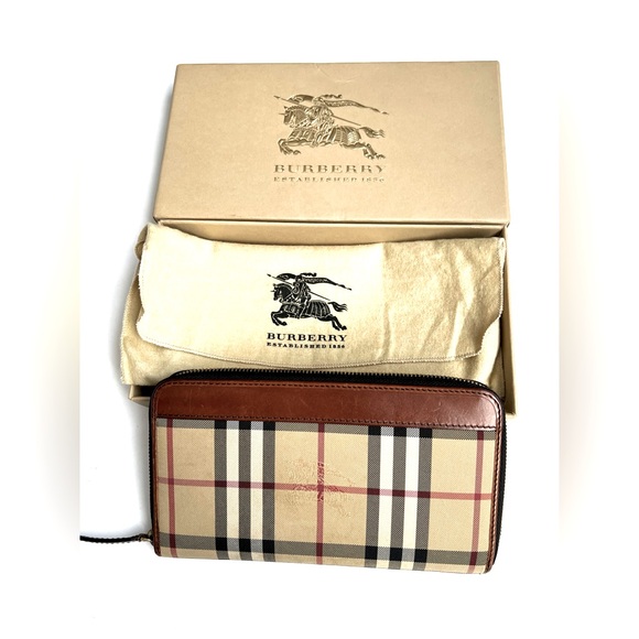 BURBERRY  Horseferry Check Zip Around Wallet Brown - Picture 2 of 16